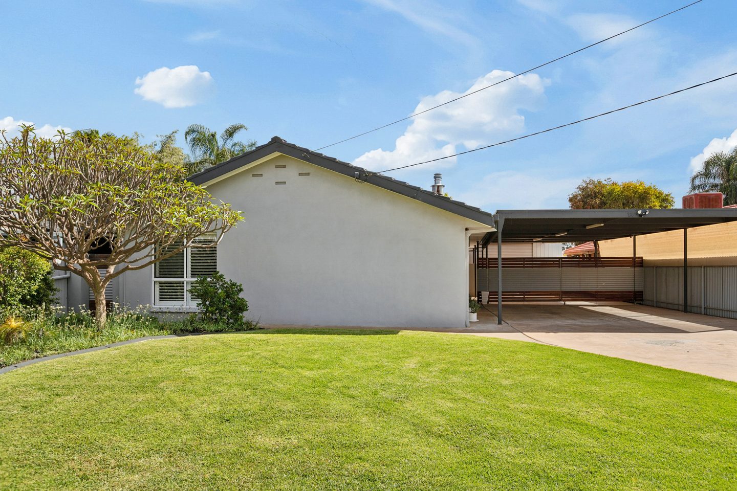 Front lawn and the house at McLaren Court